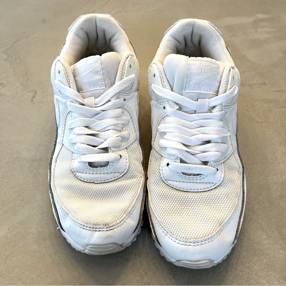 NIKE Air Max 90 Sneakers, White,‎ 9 - Picture 5 of 15